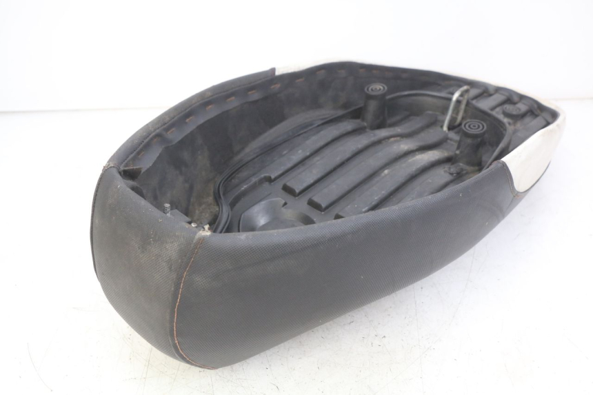 photo de SELLE YAMAHA BW'S EASY 50 (2013 - 2016)