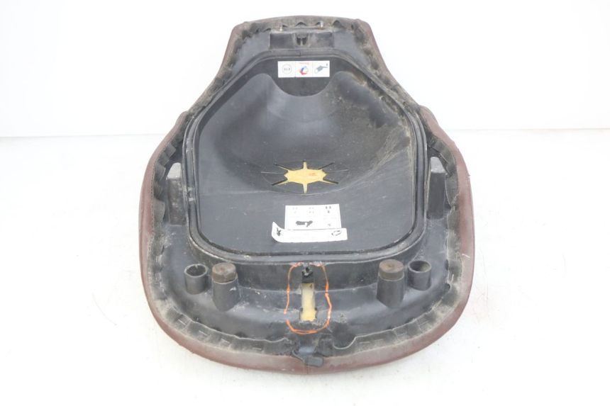 photo de SELLE PEUGEOT DJANGO 4T 50 (2014 - 2019)