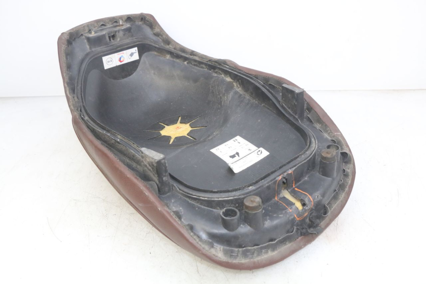 photo de SELLE PEUGEOT DJANGO 4T 50 (2014 - 2019)