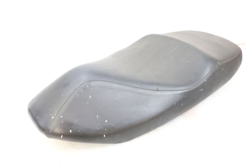 photo de SELLE PEUGEOT ELYSEO 125 (1999 - 2004) - Ispezione visiva dettagliata