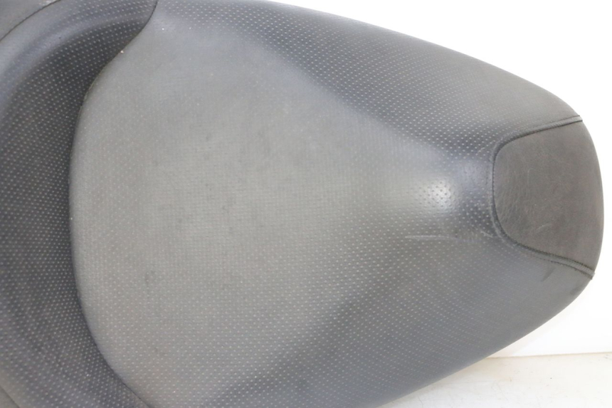 photo de SELLE HONDA FES S-WING SWING ABS 125 (2007 - 2015)