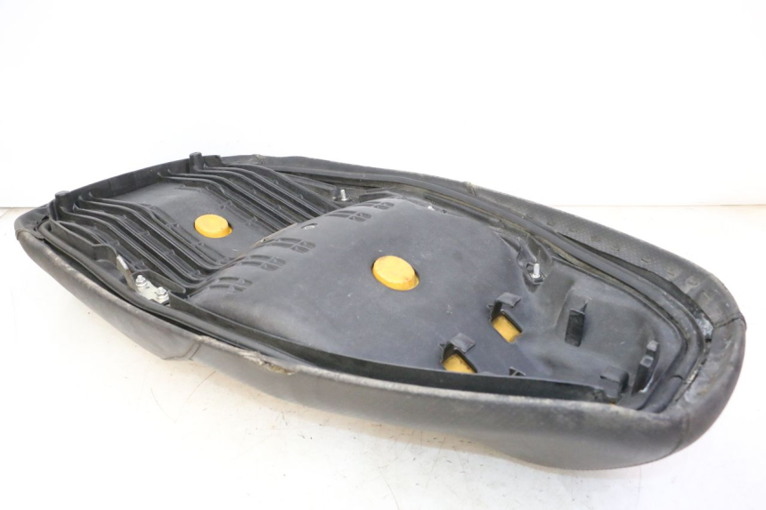 photo de SELLE HONDA FES S-WING SWING ABS 125 (2007 - 2015)