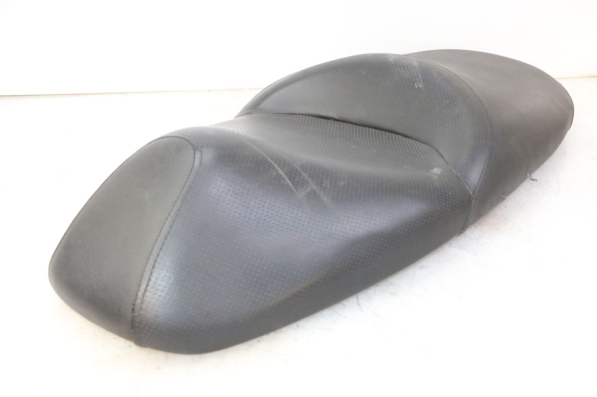 photo de SELLE HONDA FES S-WING SWING ABS 125 (2007 - 2015)