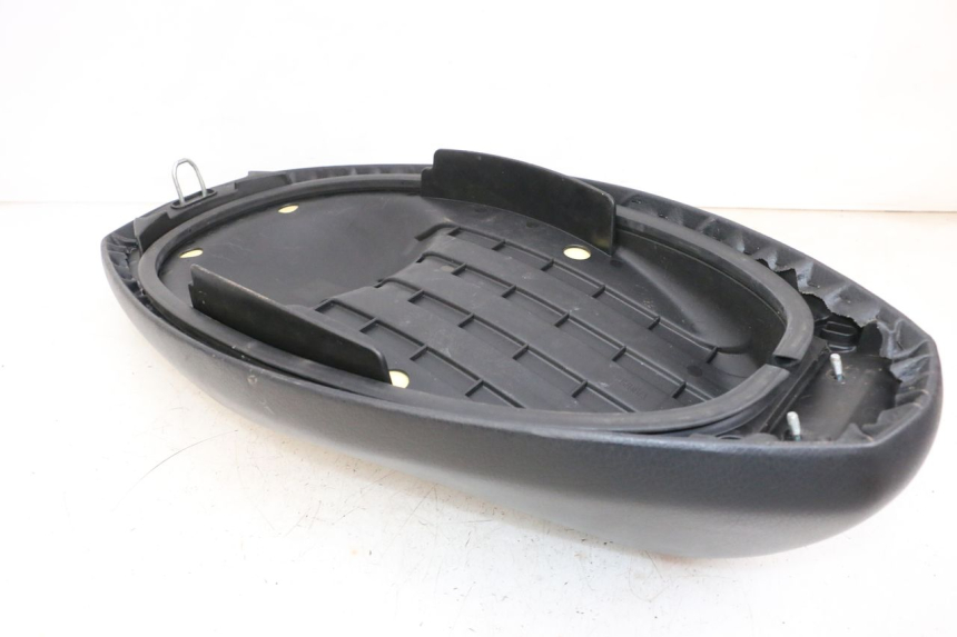 photo de SELLA MBK FLAME X 125 (2007 - 2016) - Dettagli dei punti di fissaggio