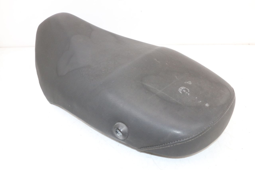 photo de SELLA PIAGGIO FLY 4T 50 (2004 - 2010)