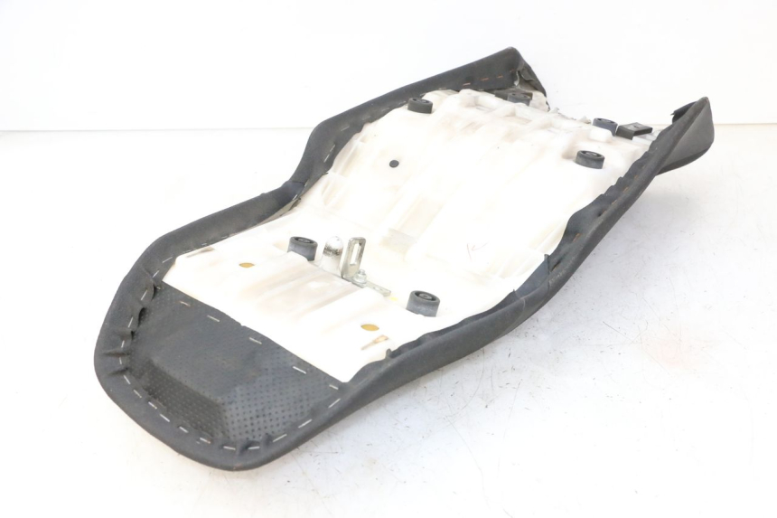 photo de SELLA YAMAHA FZ6 FAZER S2 600 (2007 - 2011)