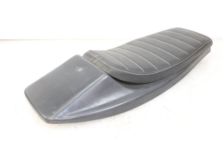 photo de SELLE YAMAHA FZS FAZER 600 (2001 - 2003)