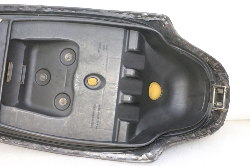 photo de SELLA KYMCO GRAND DINK 125 (2002 - 2007)