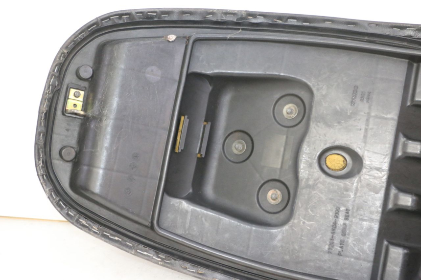 photo de SELLA KYMCO GRAND DINK 125 (2002 - 2007)