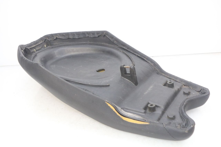 photo de SELLE TNT MOTOR GRIDO 2T 50 (2010 - 2019)