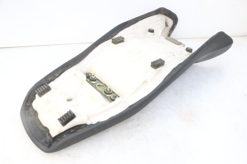 photo de SELLA SUZUKI GS GSE 500 (2001 - 2003)