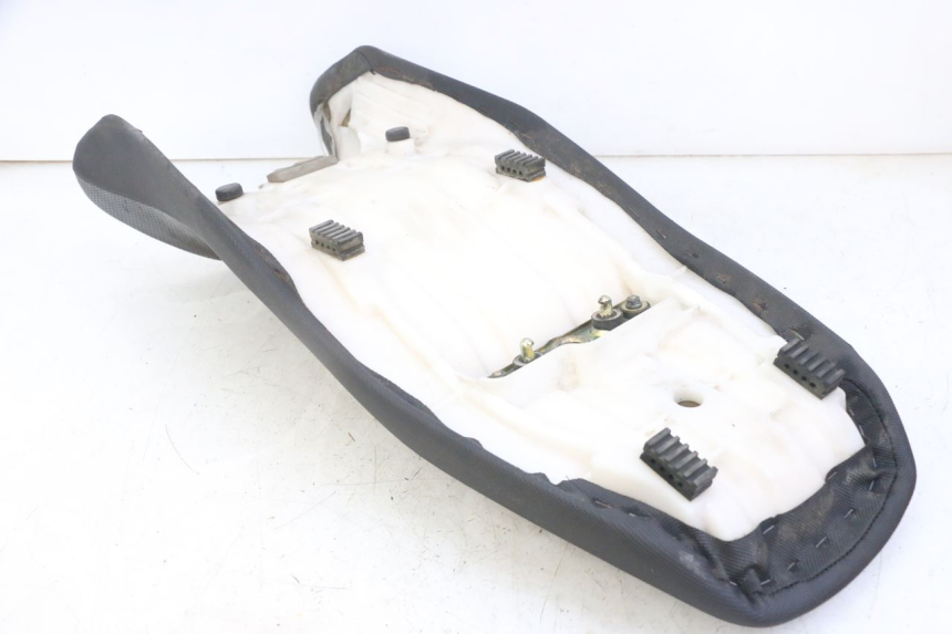 photo de SELLA SUZUKI GS GSE 500 (2001 - 2003)