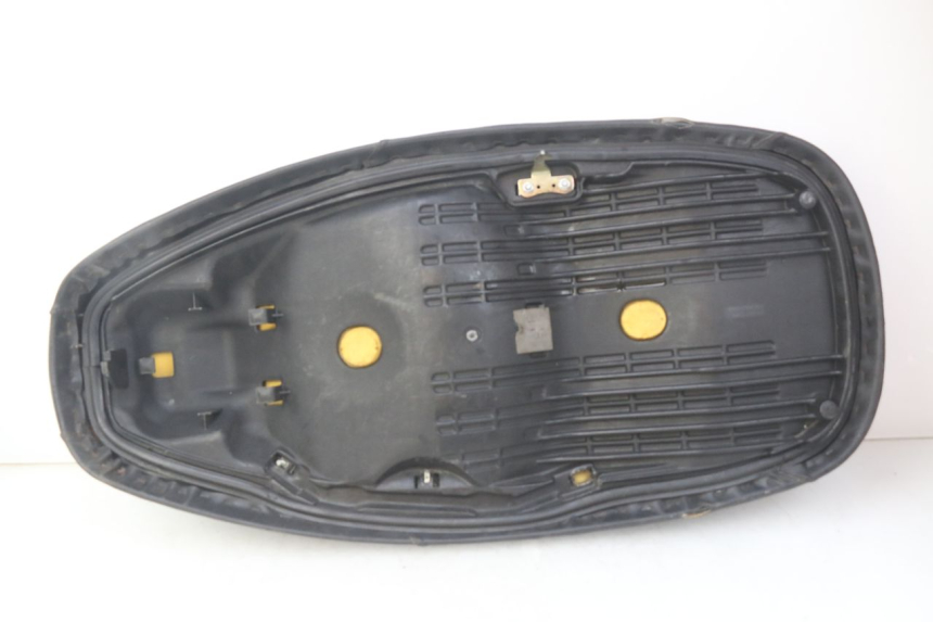 photo de SELLE HONDA FES PANTHEON 125 (2003 - 2007)