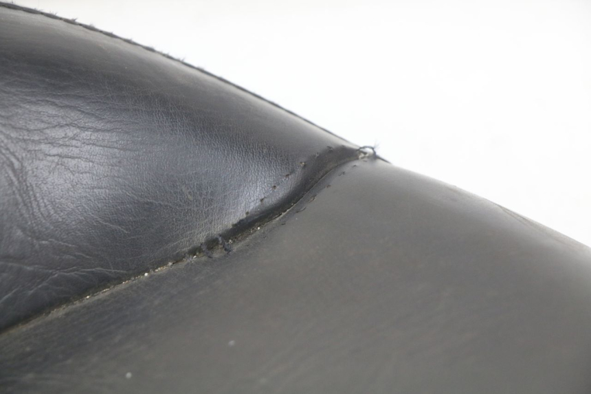 photo de SELLE HONDA FES PANTHEON 125 (2003 - 2007)