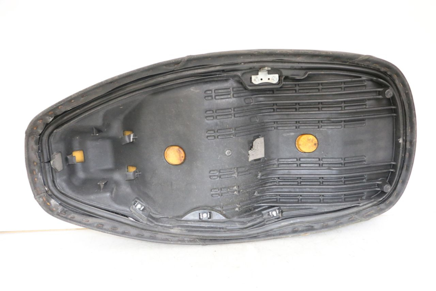 photo de SELLE HONDA FES S-WING SWING ABS 125 (2007 - 2015)