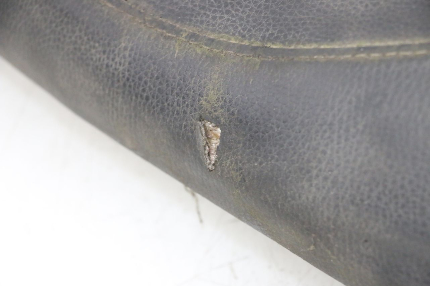 photo de SELLE PEUGEOT KISBEE 2T 50 (2010 - 2017)