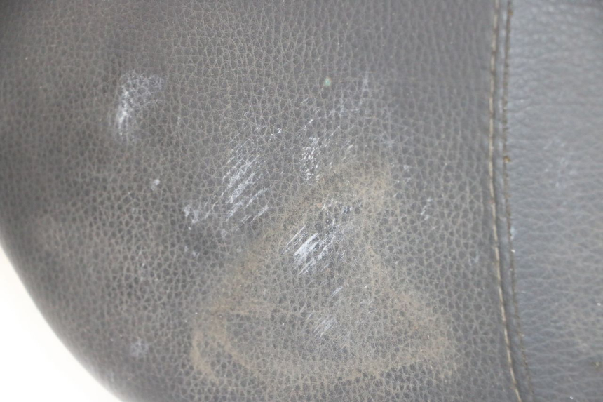 photo de SELLE PEUGEOT KISBEE 2T 50 (2010 - 2017)