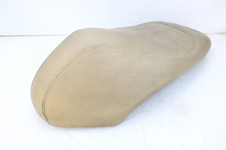 photo de SELLE PEUGEOT KISBEE 2T 50 (2010 - 2017) - Foto prodotto supplementare