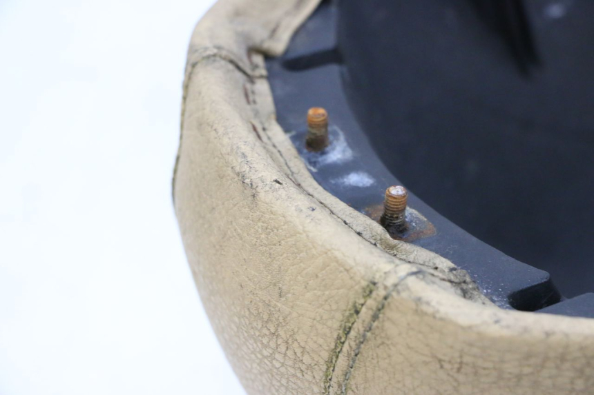 photo de SELLE PEUGEOT KISBEE 2T 50 (2010 - 2017) - Vista d'insieme del prodotto