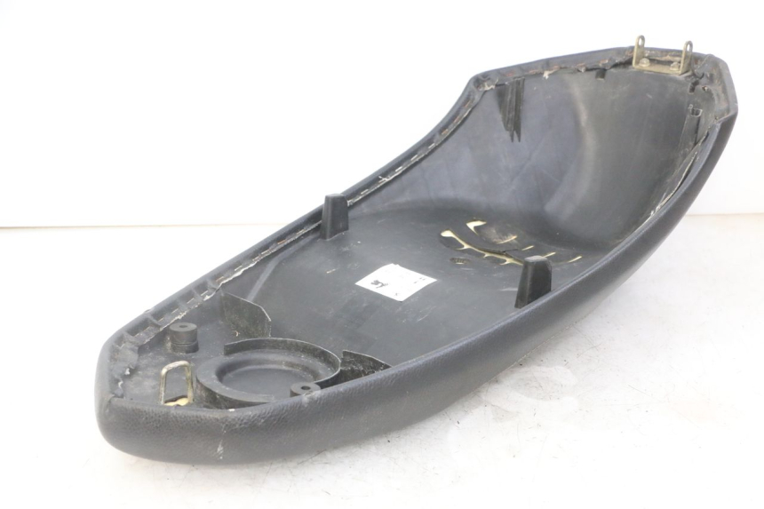 photo de SELLE PEUGEOT KISBEE 4T 50 (2018 - 2022)