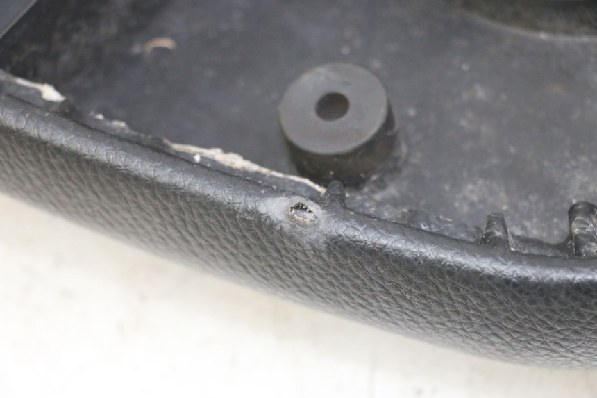 photo de SELLE PEUGEOT KISBEE 4T 50 (2018 - 2022)