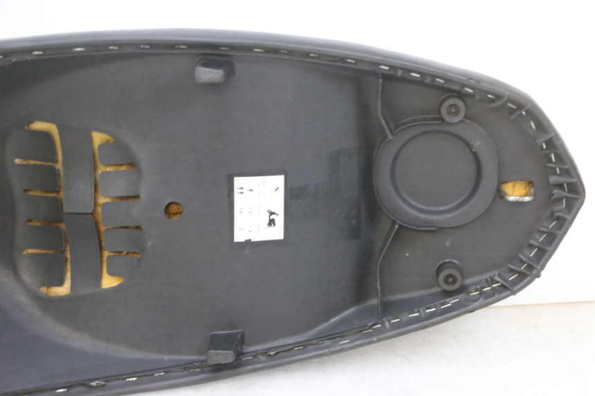 photo de SELLE PEUGEOT KISBEE 4T 50 (2018 - 2022) - Ispezione visiva dettagliata