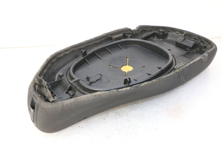 photo de SELLA PIAGGIO LXV 4T 50 (2009 - 2013)