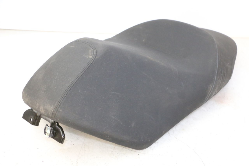 photo de SELLA PIAGGIO MP3 HPE 310 (2024 - 2025)