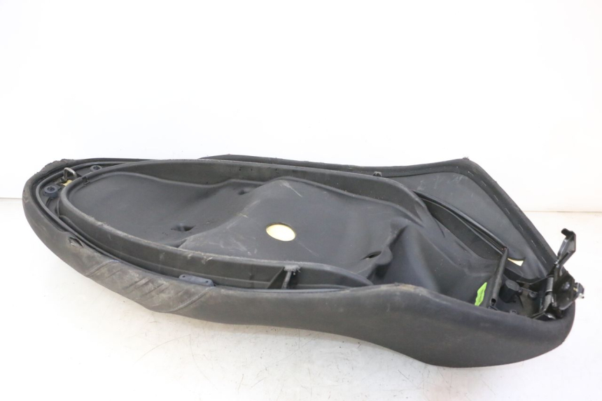 photo de SELLA PIAGGIO MP3 HPE 310 (2024 - 2025)