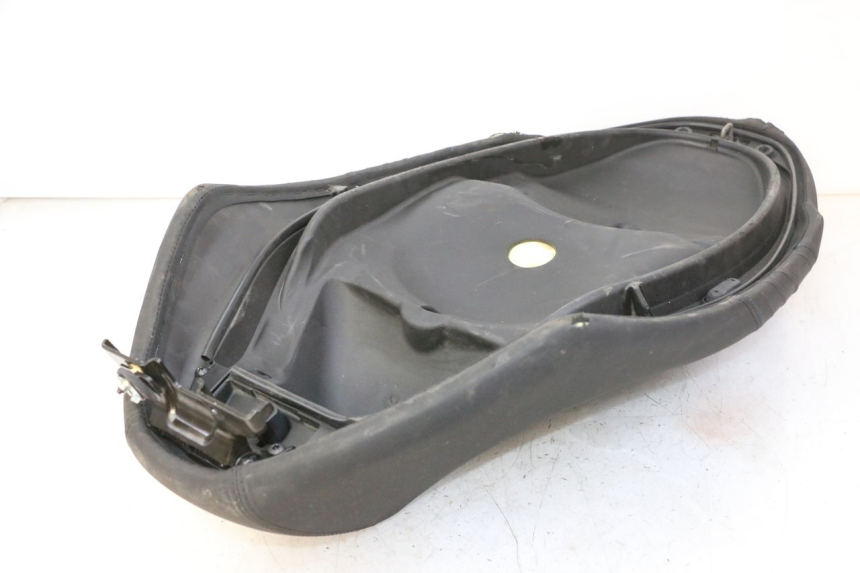 photo de SELLA PIAGGIO MP3 HPE 310 (2024 - 2025)