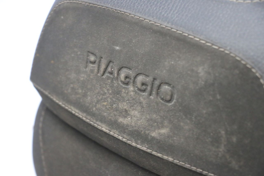 photo de SELLA PIAGGIO MP3 HPE 350 (2018 - 2020) - Angolazione alternativa