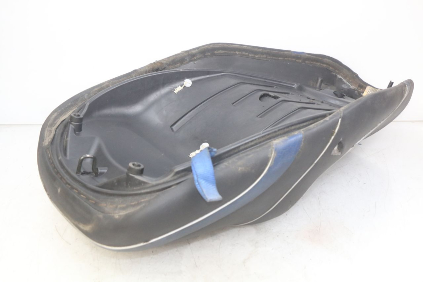 photo de SELLE PIAGGIO MP3 LT 400 (2007 - 2012)