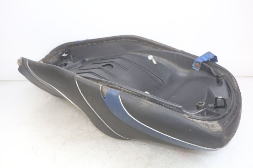 photo de SELLE PIAGGIO MP3 LT 400 (2007 - 2012)