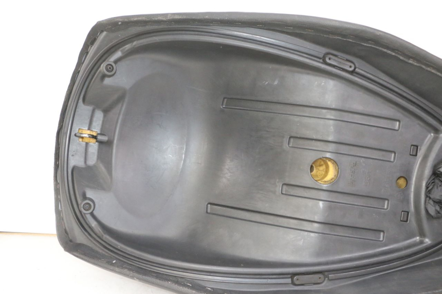 photo de SELLA PIAGGIO MP3 LT 300 (2010 - 2016)