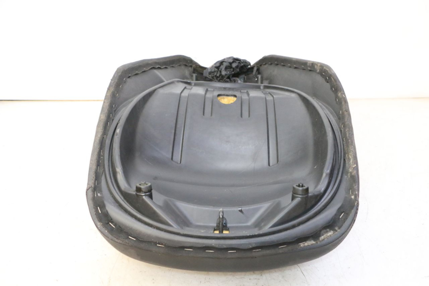 photo de SELLA PIAGGIO MP3 LT 300 (2010 - 2016) - Zoom sui componenti