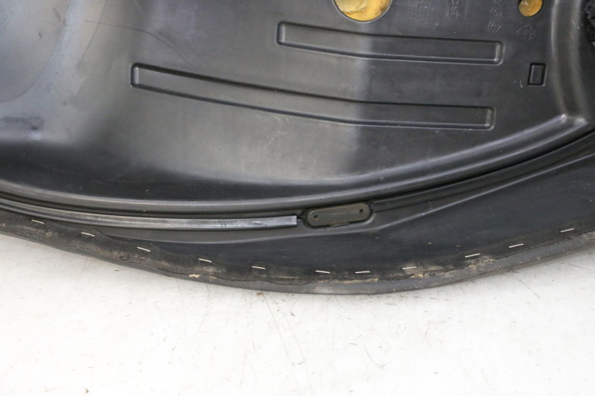 photo de SELLA PIAGGIO MP3 LT 300 (2010 - 2016) - Dettaglio del componente