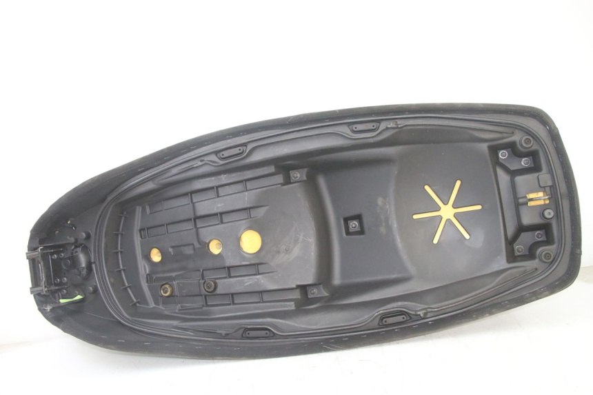 photo de SELLA PIAGGIO MP3 500 (2014 - 2016)