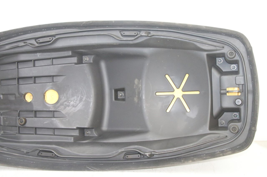 photo de SELLA PIAGGIO MP3 500 (2014 - 2016)