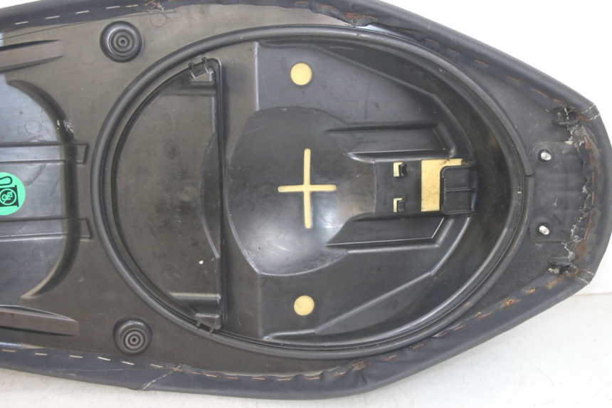 photo de SELLE YAMAHA NEOS NEO'S 4T 50 (2008 - 2016)