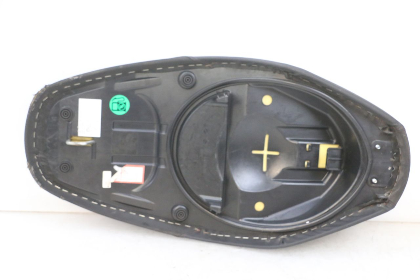 photo de SELLE YAMAHA NEOS NEO'S 4T 50 (2008 - 2016) - Ispezione visiva dettagliata