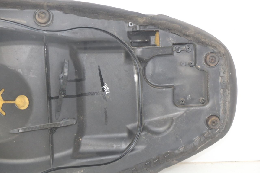 photo de SELLE PIAGGIO NEW TYPHOON 50 (2010 - 2017)