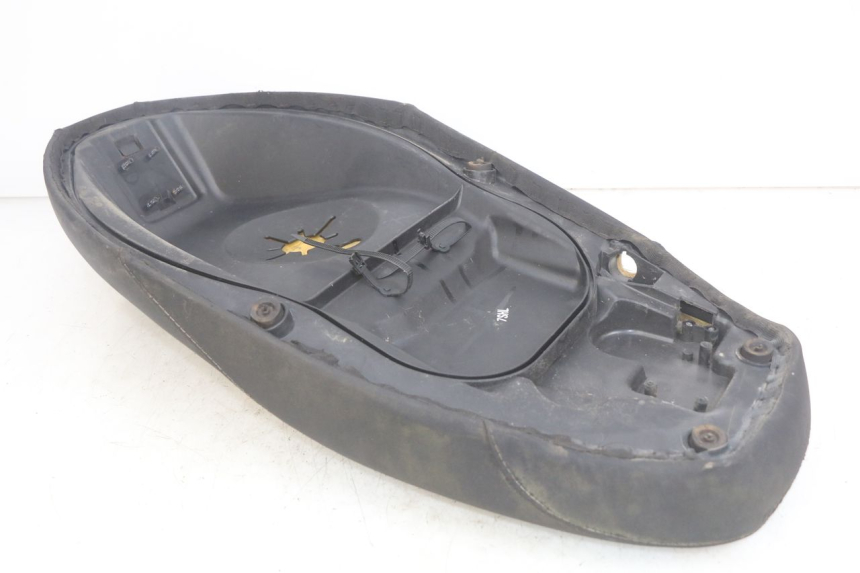 photo de SELLE PIAGGIO NEW TYPHOON 50 (2010 - 2017)