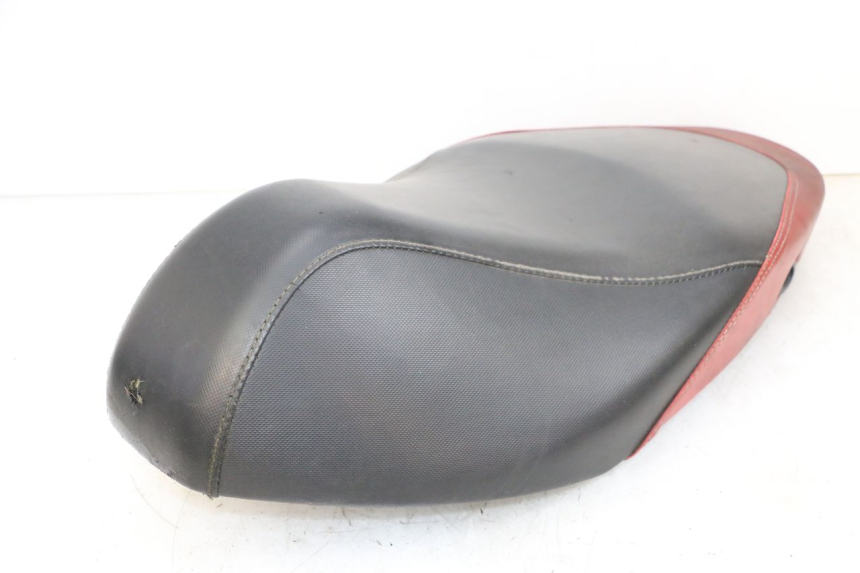 photo de SELLE PIAGGIO NEW TYPHOON 50 (2018 - 2021) - Zoom sui componenti