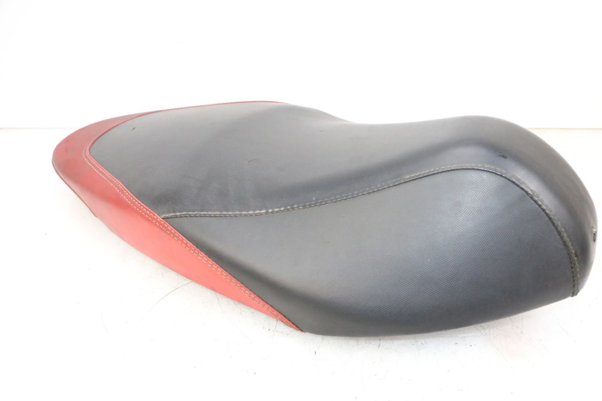 photo de SELLE PIAGGIO NEW TYPHOON 50 (2018 - 2021) - Marcature e riferimenti originali