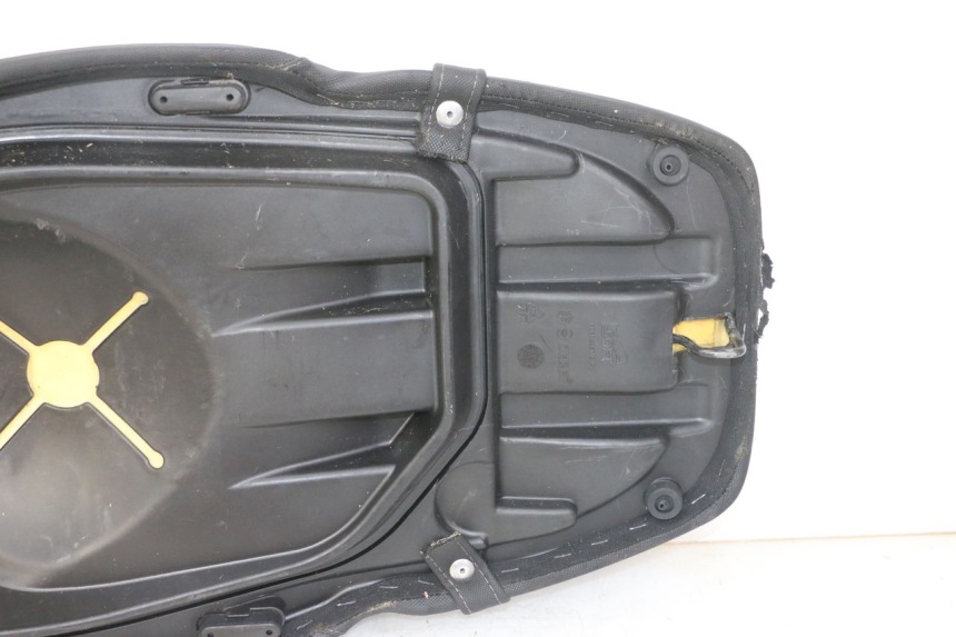 photo de SELLA PIAGGIO NRG POWER PUREJET 50 (2018 - 2021)