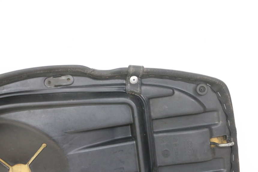 photo de SELLA PIAGGIO NRG POWER PUREJET 50 (2018 - 2021)