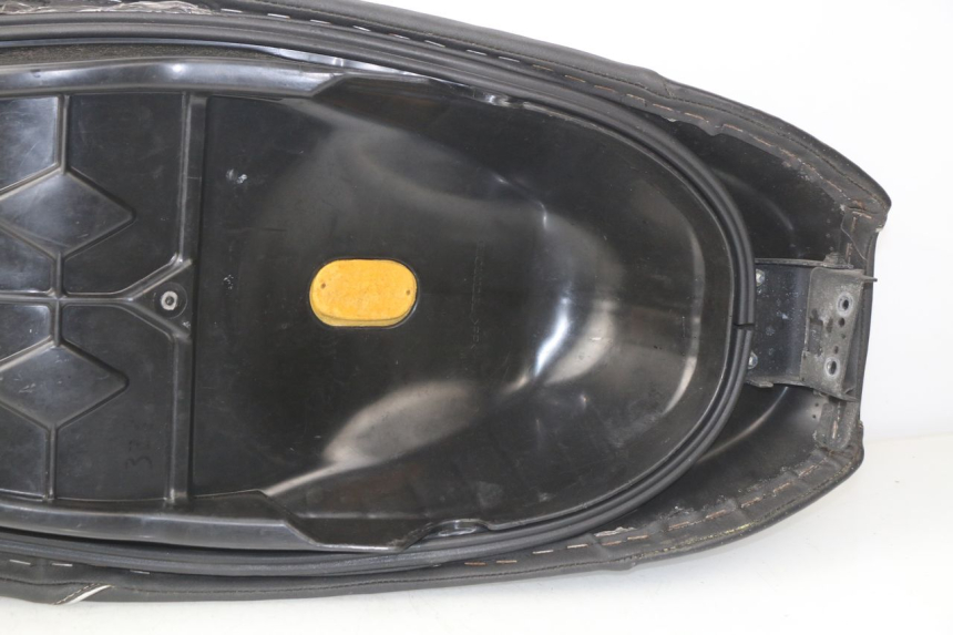 photo de SELLE HONDA PCX (JF47) 125 (2012 - 2013) - Marcature e riferimenti originali