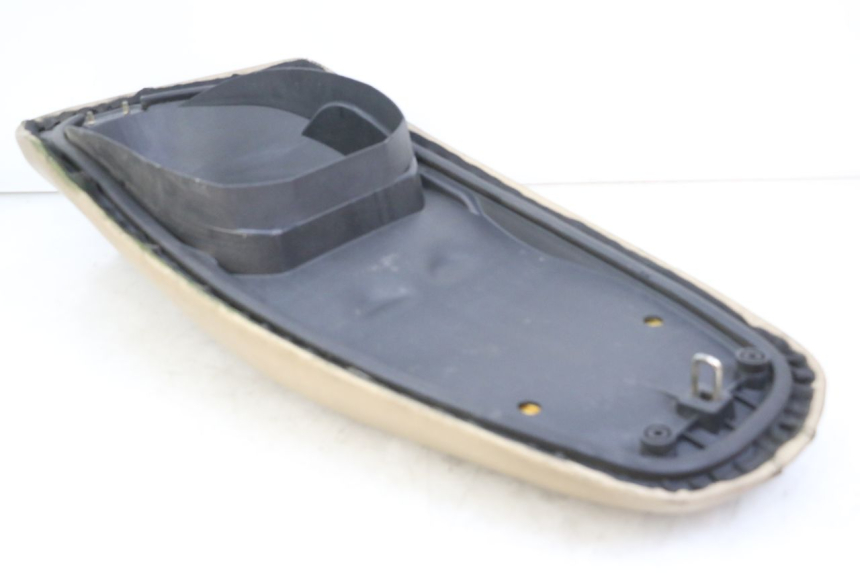 photo de SELLE PEUGEOT BELVILLE 125 (2017 - 2021)