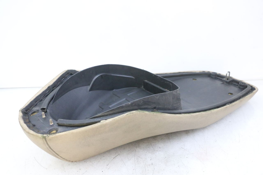 photo de SELLE PEUGEOT BELVILLE 125 (2017 - 2021)