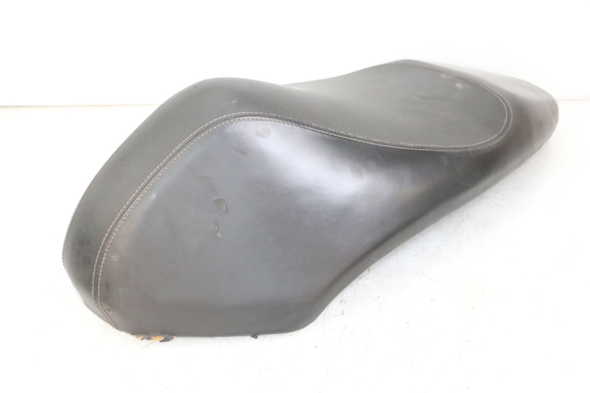 photo de SELLE PEUGEOT KISBEE 2T 50 (2010 - 2017)